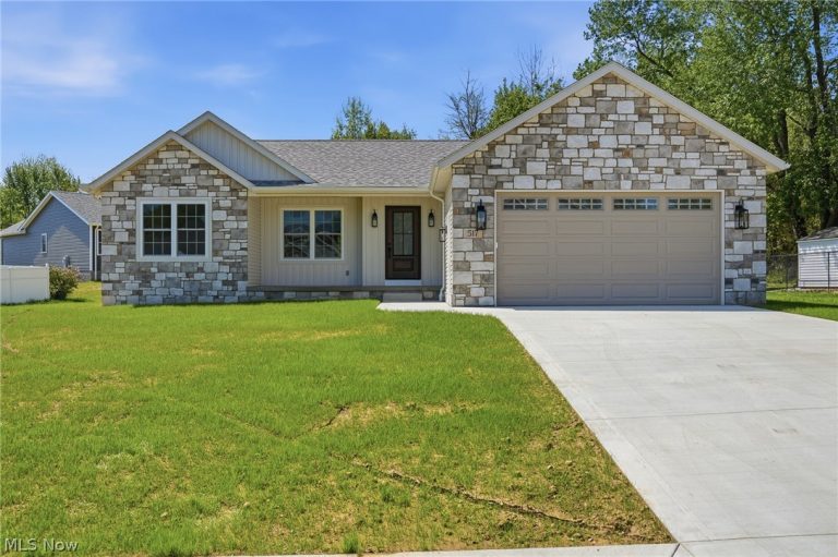 517 Whitetail Trail, Canton, OH, 44704