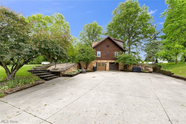 1221 Bucyrus Road, Galion, OH - Photo 3