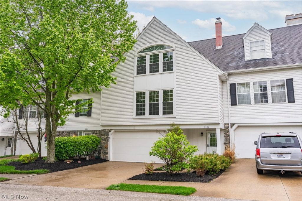6830 Chaffee Court, Brecksville, OH