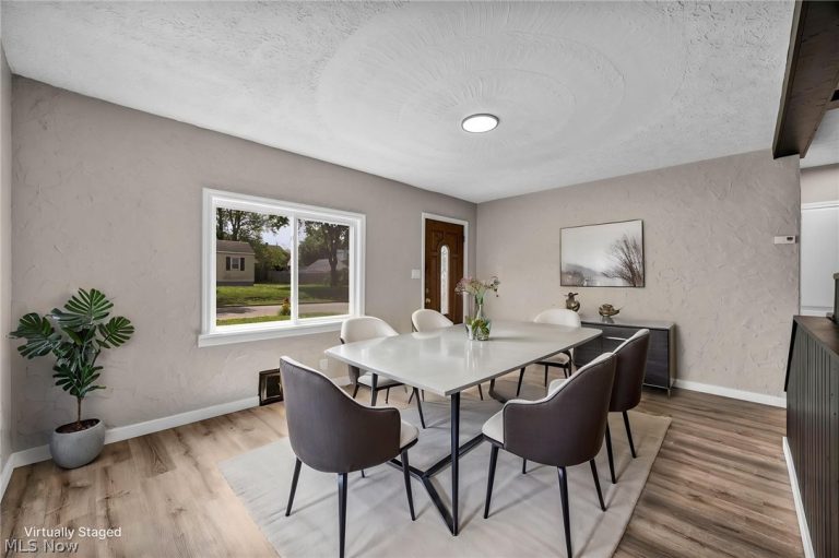 2511 Ogden Avenue, Akron, OH - Photo 8