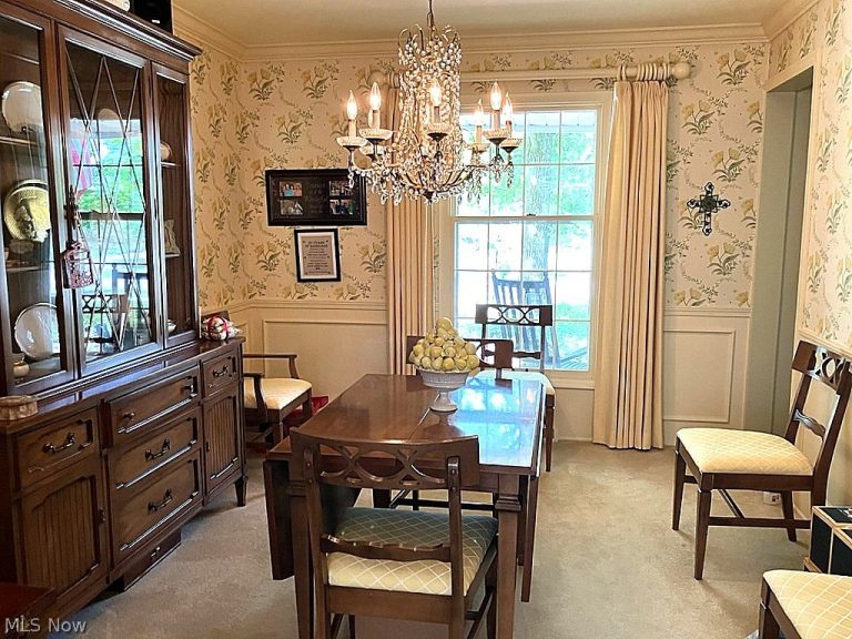 6958 Chapel Hill Drive, Brecksville, OH - Photo 6