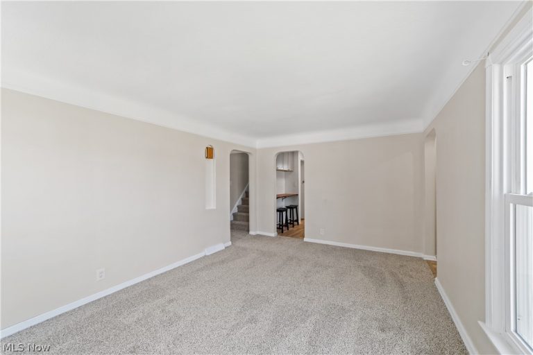 6307 Kenneth Avenue, Parma, OH - Photo 6