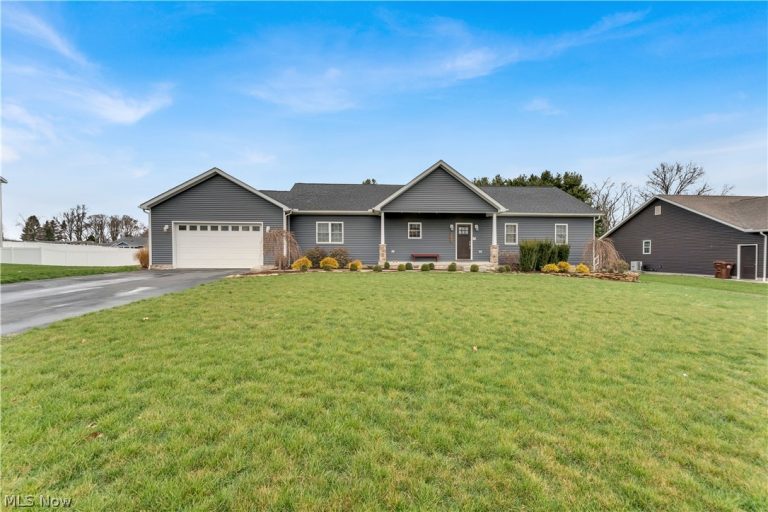 146 Juniper Drive, Columbiana, OH, 44408