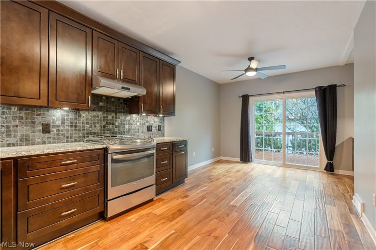6830 Chaffee Court, Brecksville, OH - Photo 4