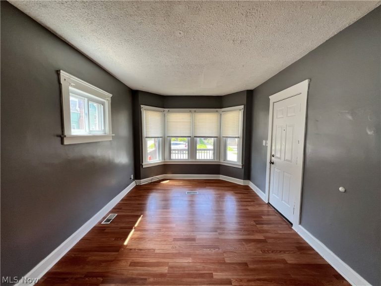 4385 50th Street, Cleveland, OH - Photo 4