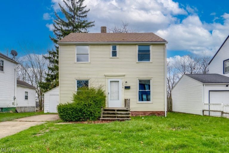 1090 Greenwood Avenue, Akron, OH, 44320