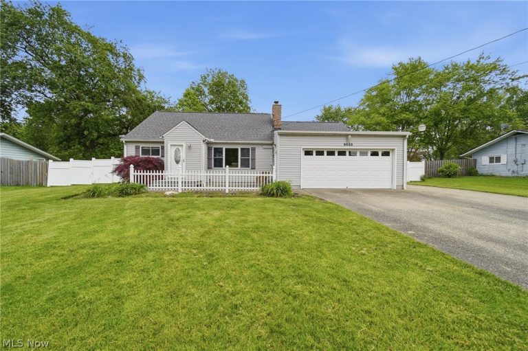 9828 Sunny Lane, Streetsboro, OH - Photo 2