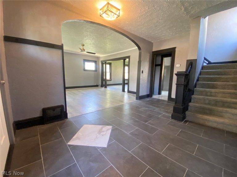 14726 Puritas Avenue, Cleveland, OH - Photo 3