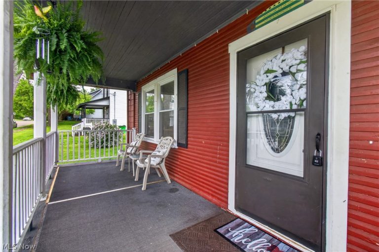 1120 Borden Avenue, Massillon, OH - Photo 4