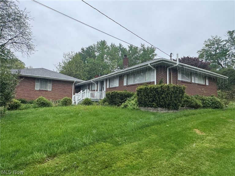 5606 Chandler Avenue, North Canton, OH - Photo 4