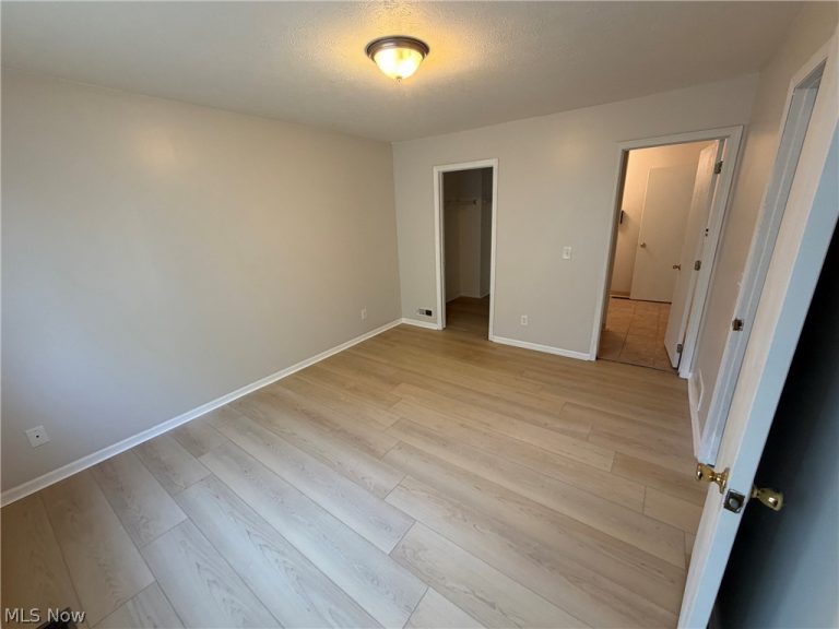 3773 Thurgood Avenue, Cleveland, OH - Photo 6