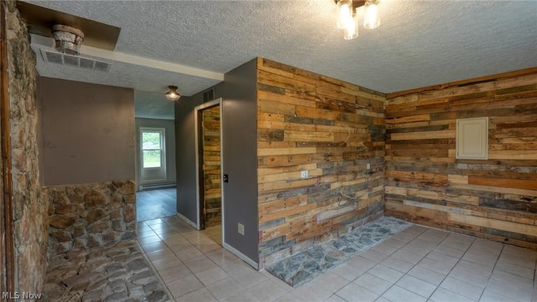 280 Virginia Ridge Road, Philo, OH - Photo 5