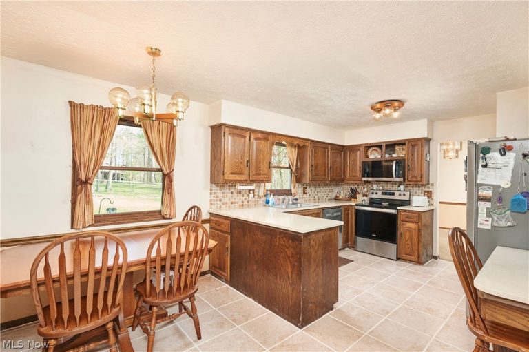 3097 Baughman Road, Clinton, OH - Photo 8
