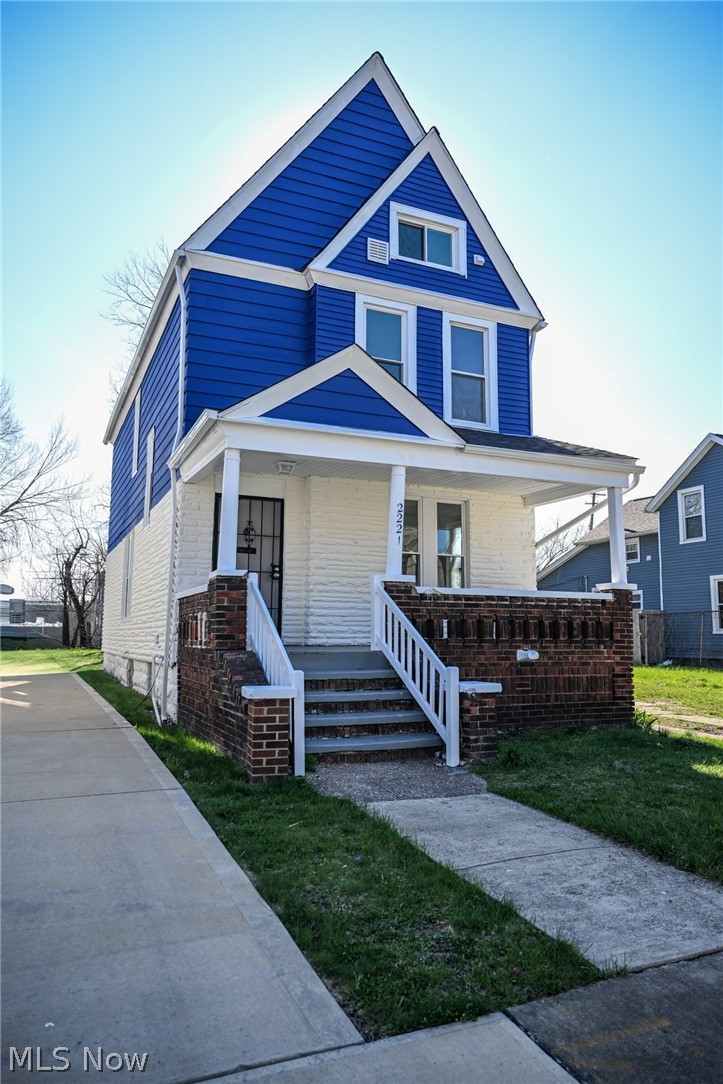2221 97th Street, Cleveland, OH, 44106