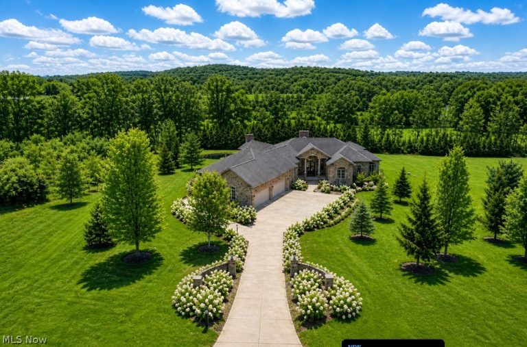 5052 Stone Ridge Drive, Richfield, OH, 44286