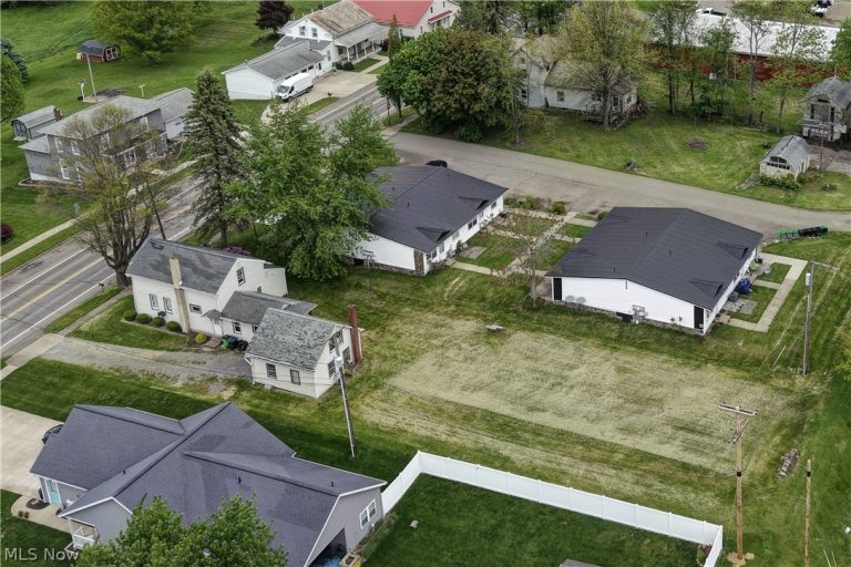 167 Mill Street, Sugarcreek, OH - Photo 4