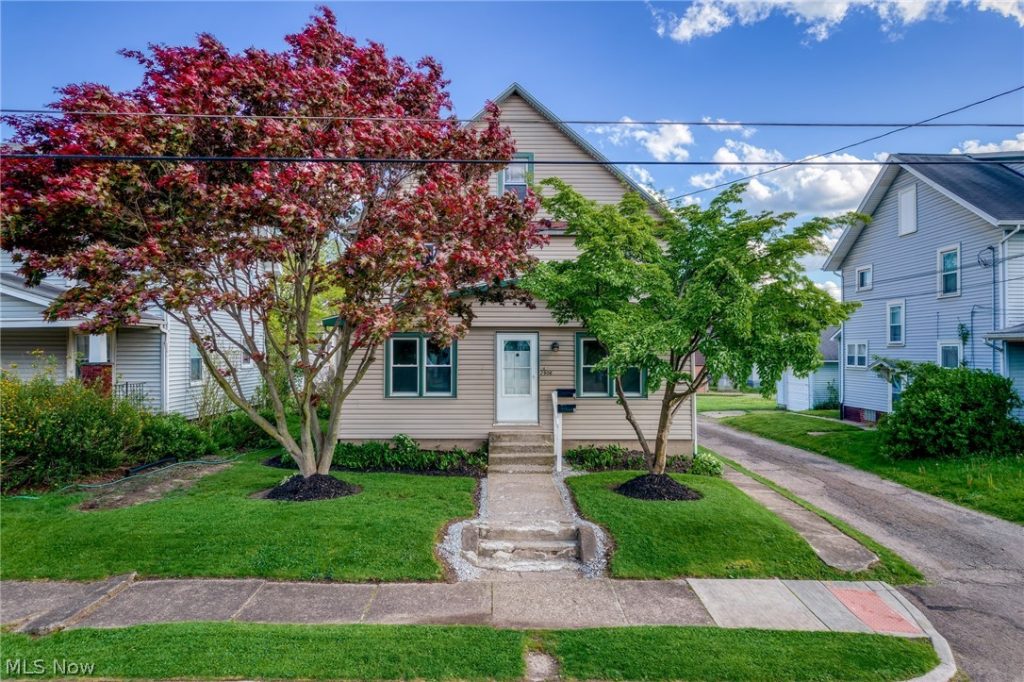 2906 7th Street, Canton, OH
