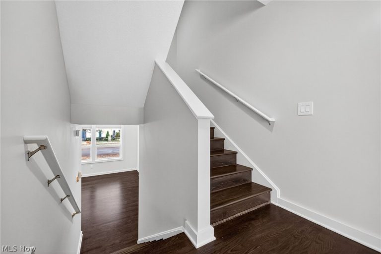 2282 5th Street, Cleveland, OH - Photo 6
