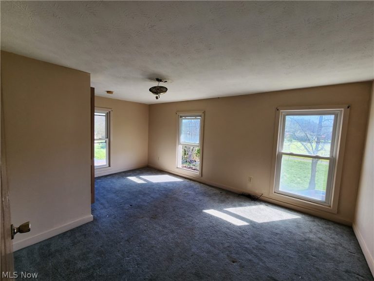 3174 Kinsman Road, North Bloomfield, OH - Photo 8