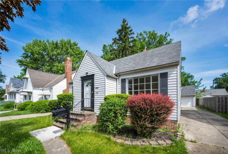 25671 Farringdon Avenue, Euclid, OH - Photo 3