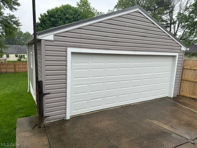 438 10th Street, Struthers, OH - Photo 4