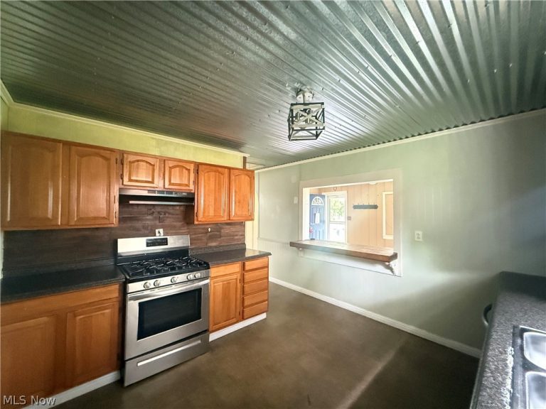 4422 11th Avenue, Parkersburg, WV - Photo 3