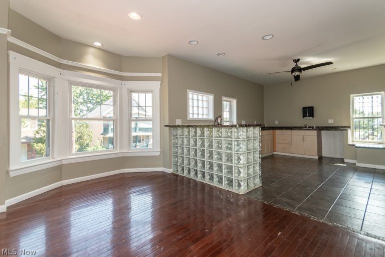 15416 Saranac Road, Cleveland, OH - Photo 3