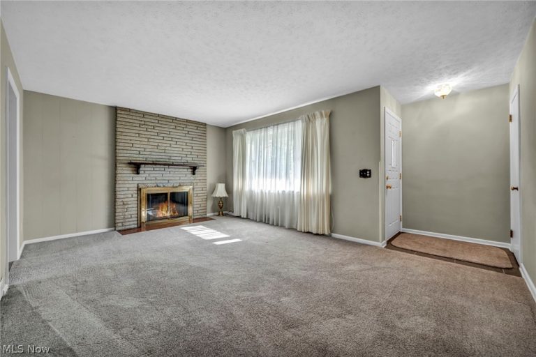 5843 Louise Avenue, Champion, OH - Photo 6