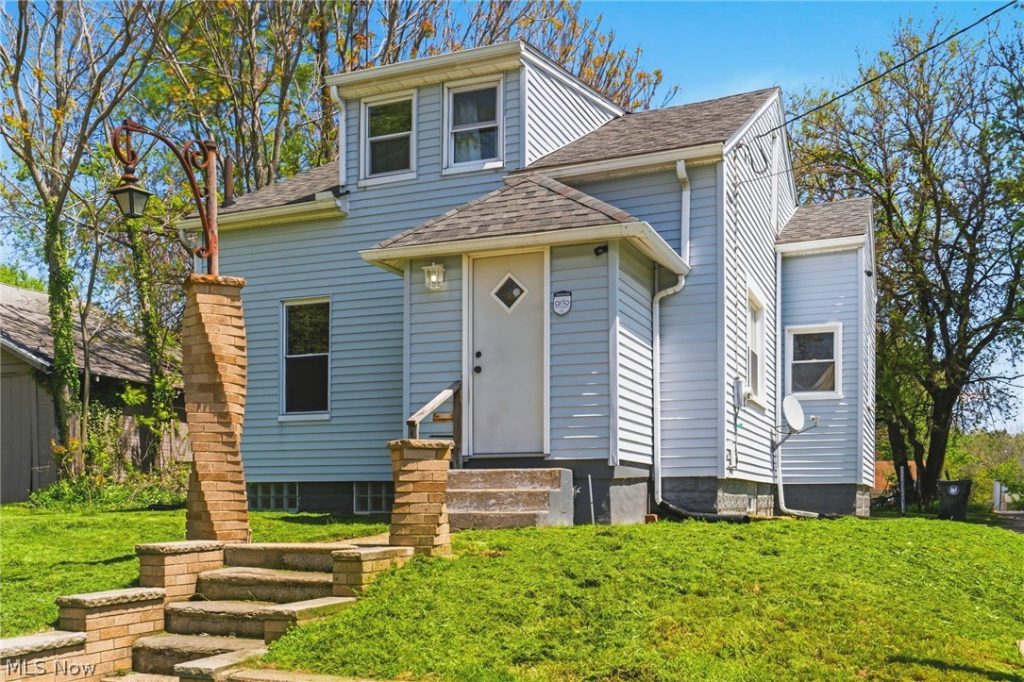 1646 Royal Avenue, Canton, OH