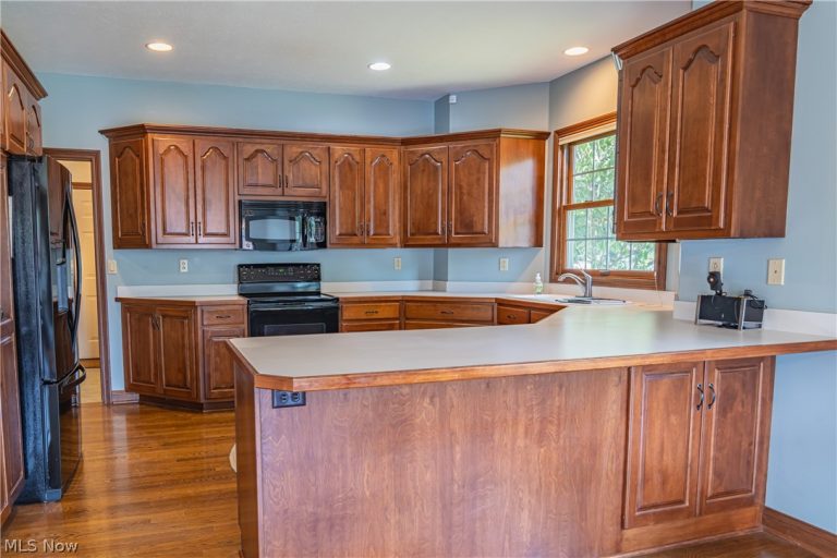 125 Pin Oak Trail, Seville, OH - Photo 5