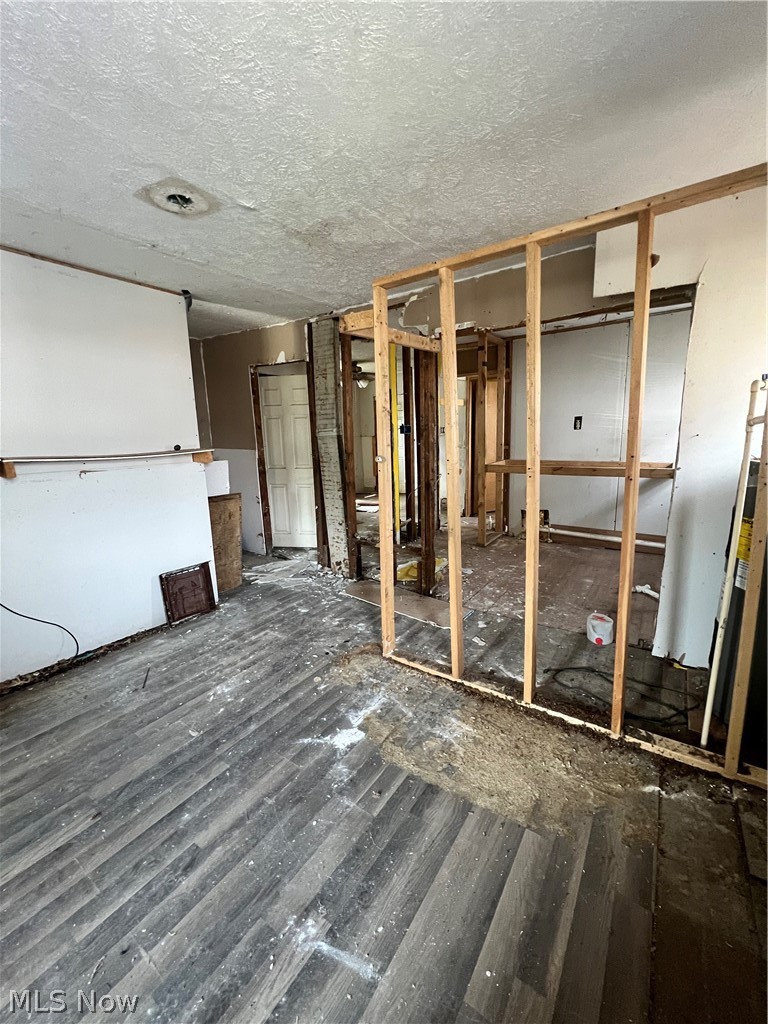 996 Burkhardt Avenue, Akron, OH - Photo 3
