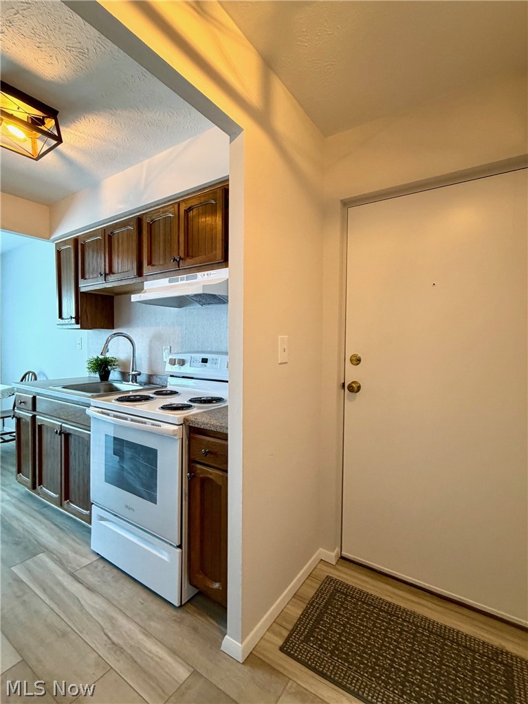 31622 Marginal Drive #B-105, Willowick, OH - Photo 3