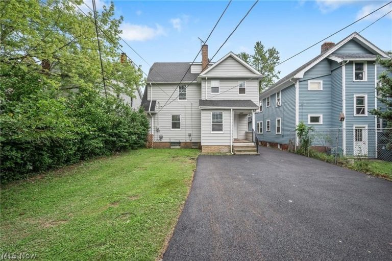 3269 Berkshire Road, Cleveland Heights, OH - Photo 3