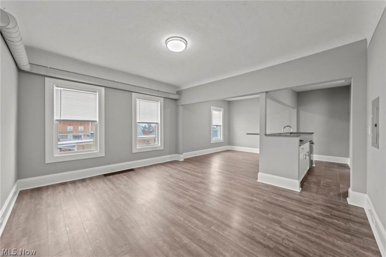 6812 Detroit Avenue #1, Cleveland, OH - Photo 5