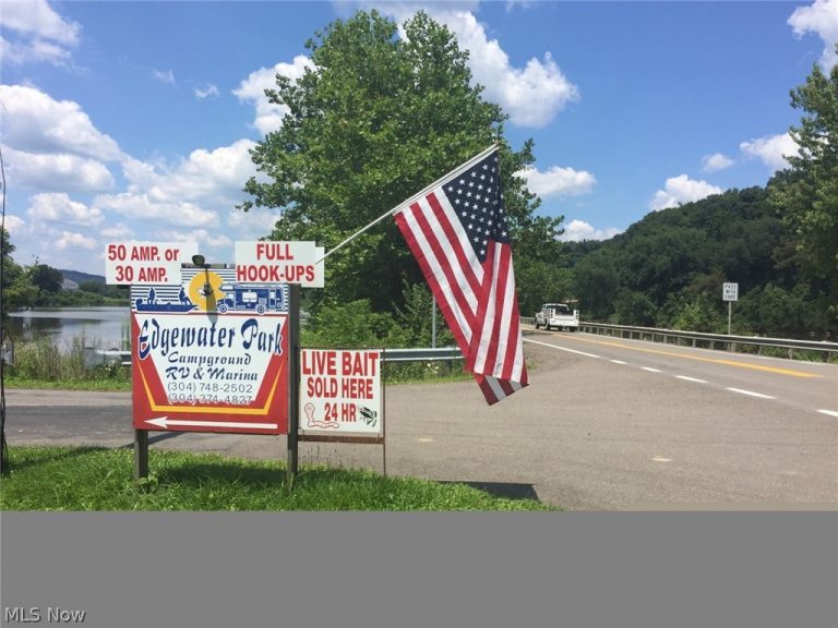 200 Moscow Road, New Cumberland, WV - Photo 5