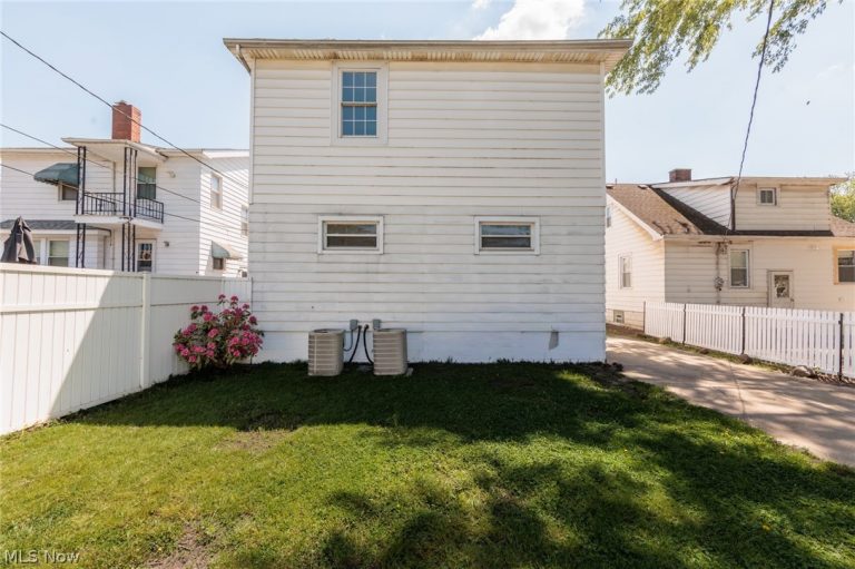 4004 41st Street, Newburgh Heights, OH - Photo 3