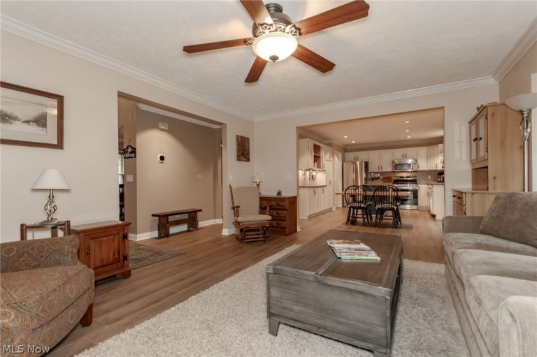 755 Misty Lane, Painesville Twp, OH - Photo 8