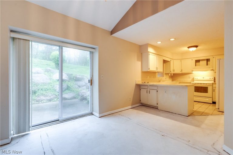 600 Hilltop Terrace, Tallmadge, OH - Photo 8