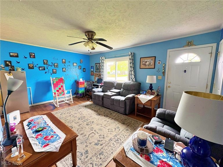 700 Clark Street, Elyria, OH - Photo 6