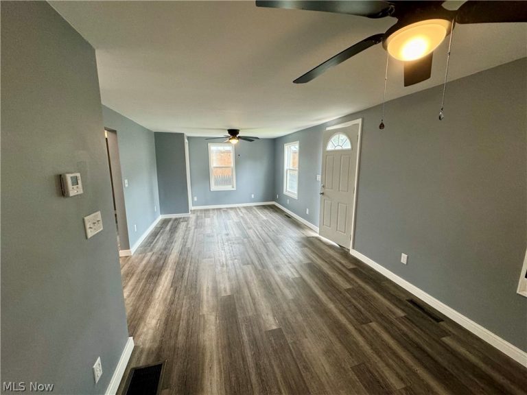 2310 Harmon Street, Canton, OH - Photo 8