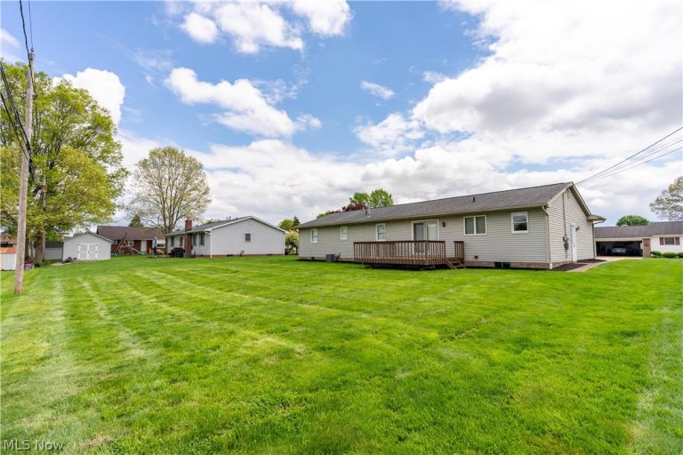 342 Sheffield Avenue, Massillon, OH - Photo 2