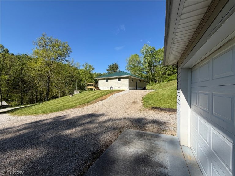 45934 Township Road 290, Coshocton, OH - Photo 5