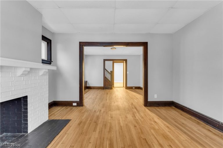 4102 Brooklyn Avenue #4102/Right, Cleveland, OH - Photo 5