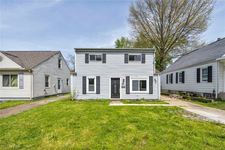 2511 Ogden Avenue, Akron, OH - Photo 2