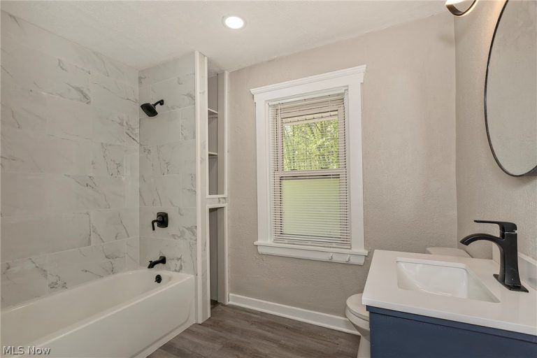 22530 Harms Road, Richmond Heights, OH - Photo 8
