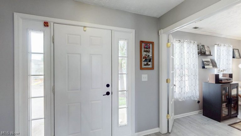 8683 Kingfisher Lane, Macedonia, OH - Photo 8