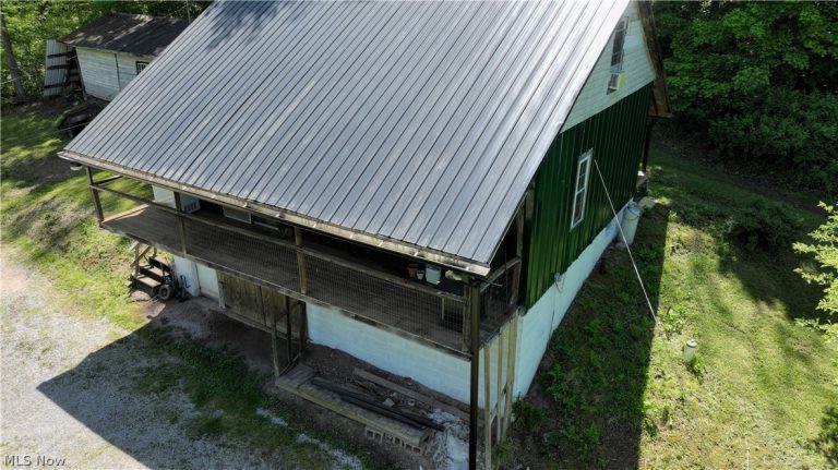 8261 Glendale Road, Cairo, WV - Photo 6