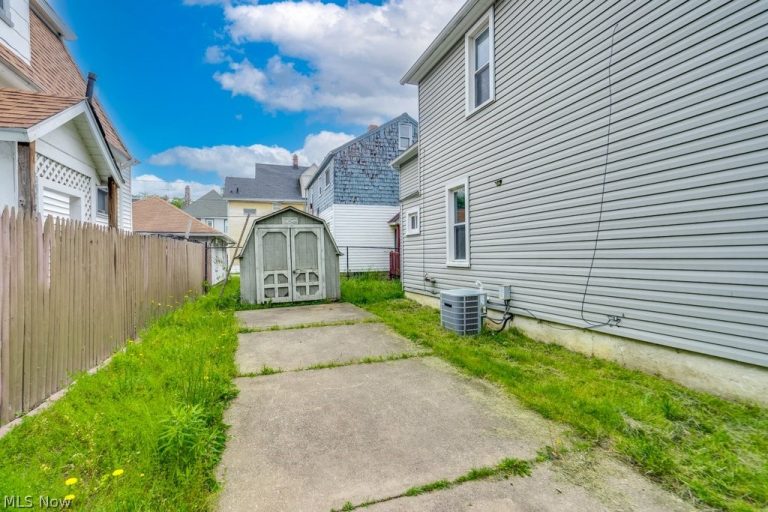 123 7th Street, Barberton, OH - Photo 6
