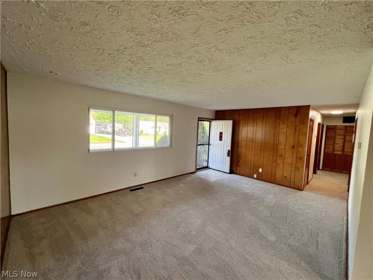 4135 Sabin Drive, Rootstown, OH - Photo 5