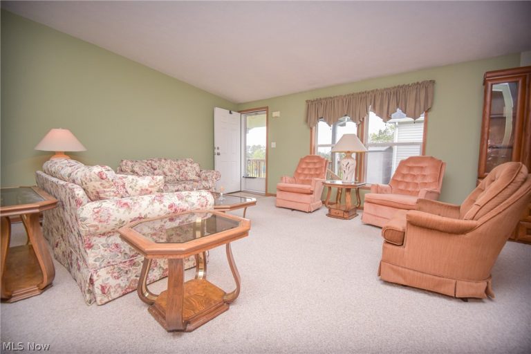 9075 Redhawk Drive, Streetsboro, OH - Photo 8